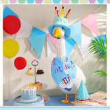 Happy Birthday Gänse-Outfit, Veranda-Gänse-Outfits mit Happy Birthday-Kuchenhut und Bandana, Yard-Gänse-Outfits für 23" 17" Zement-Kunststoff-Gänse-Enten-Dekorationen 